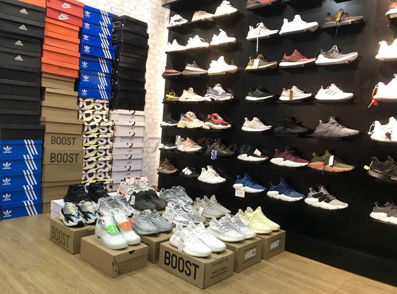 Bật mí đứng đầu  siêu thị bán giầy sneaker uy tín bên trên shopee