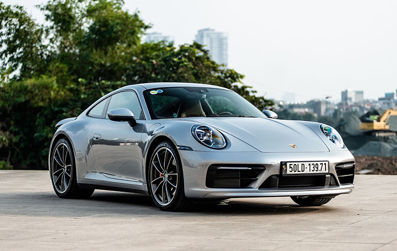 Porsche   giá bán lăn bánh khuyến mãi